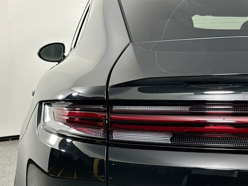 Certified 2025 Porsche Cayenne S image 16