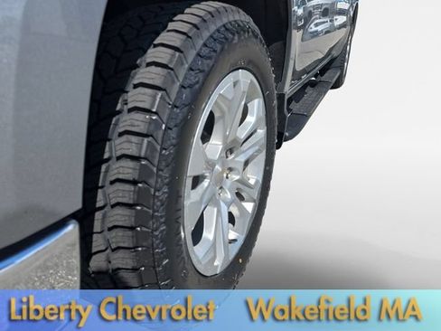 Used 2024 Chevrolet Silverado 1500 LTZ AWD/4WD image 10