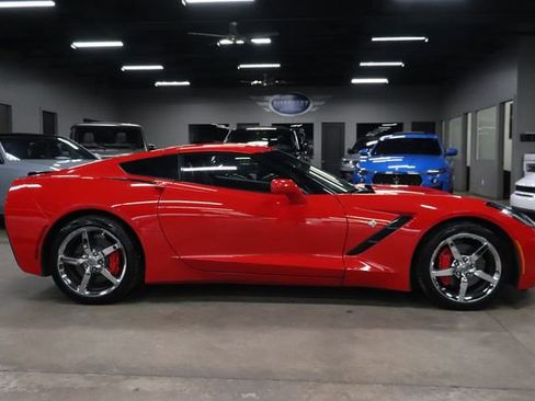 Used 2014 Chevrolet Corvette Stingray Coupe w/ 2LT Preferred Equipment Group RWD image 10