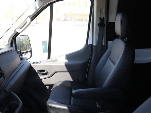 New 2026 Ford Transit 250 148 Medium Roof image 14