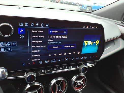 Used 2025 Chevrolet Blazer EV RS image 12