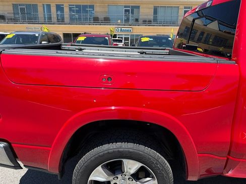 Used 2022 RAM 1500 Laramie AWD/4WD image 13