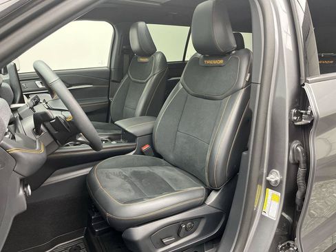 Used 2026 Ford Explorer Tremor w/ Tremor Ultimate Package AWD/4WD image 12