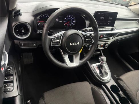 Used 2024 Kia Forte LXS FWD image 2