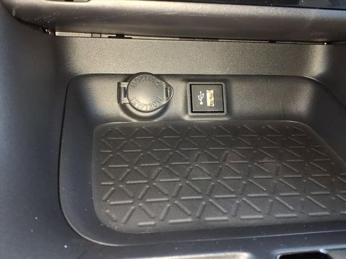 New 2025 Toyota RAV4 XLE Premium image 19