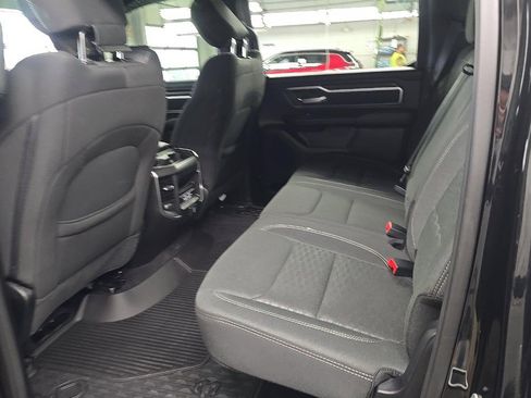 Used 2025 RAM 1500 Big Horn AWD/4WD image 10