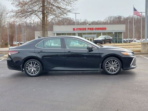 Used 2023 Toyota Camry XLE image 29