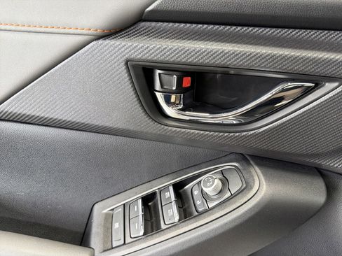 Certified 2025 Subaru Crosstrek 2.5i Limited w/ Crosstrek Mirror Package AWD/4WD image 14