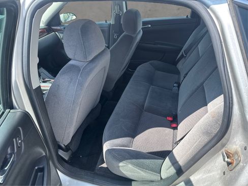 Used 2008 Chevrolet Impala LS FWD image 12