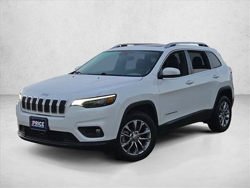 Used 2021 Jeep Cherokee Latitude Plus w/ Sun & Sound Group FWD image 6