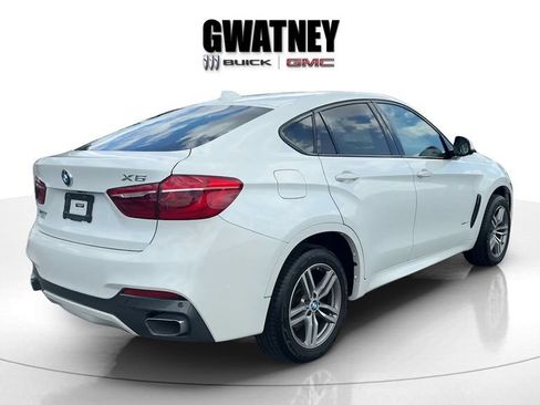 Used 2018 BMW X6 xDrive35i w/ M Sport Package AWD/4WD image 3