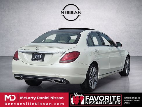 Used 2019 Mercedes-Benz C 300 4MATIC Sedan image 5