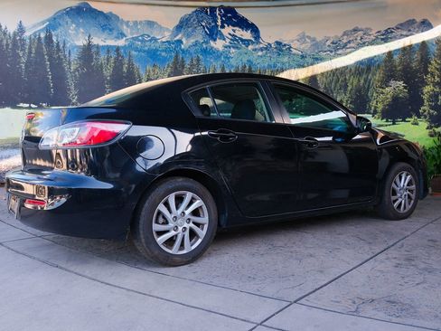 Used 2012 MAZDA MAZDA3 i Touring FWD image 5