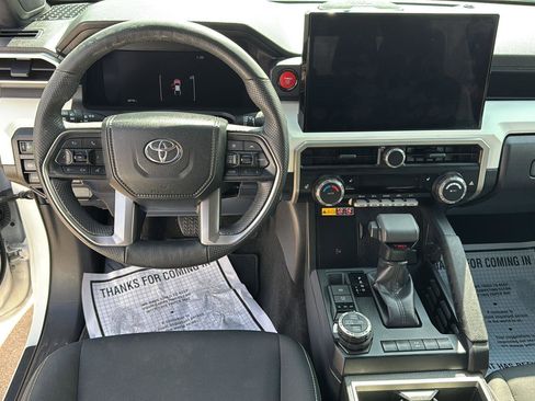 Used 2024 Toyota Tacoma TRD Off-Road w/ TRD Off Road Upgrade Package image 10