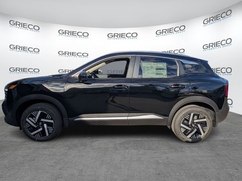 New 2026 Nissan Kicks SV w/ SV Premium Package image 4