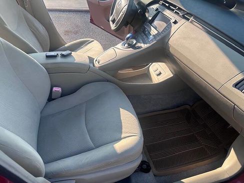 Used 2010 Toyota Prius Three image 12