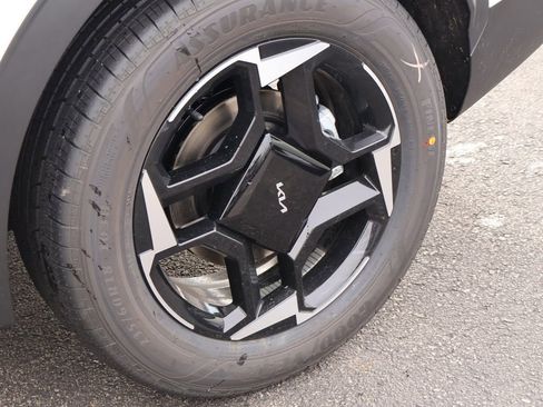 New 2026 Kia Sportage EX image 43