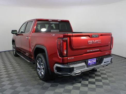 New 2026 GMC Sierra 1500 SLT image 25