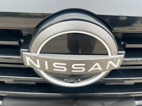 Certified 2025 Nissan Kicks SR AWD/4WD image 31