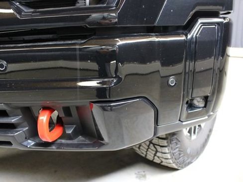 Used 2025 GMC Sierra 2500 AT4X AWD/4WD image 7
