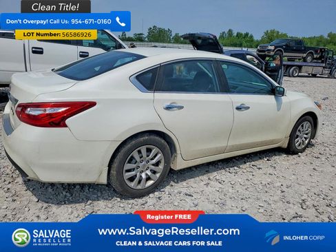 Used 2017 Nissan Altima 2.5 S w/ Interior Lighting Package FWD image 4