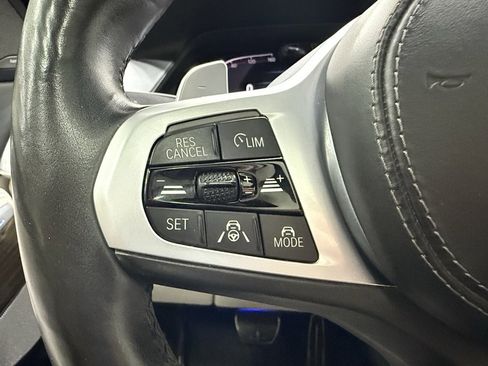 Used 2020 BMW X6 xDrive40i w/ Executive Package image 22