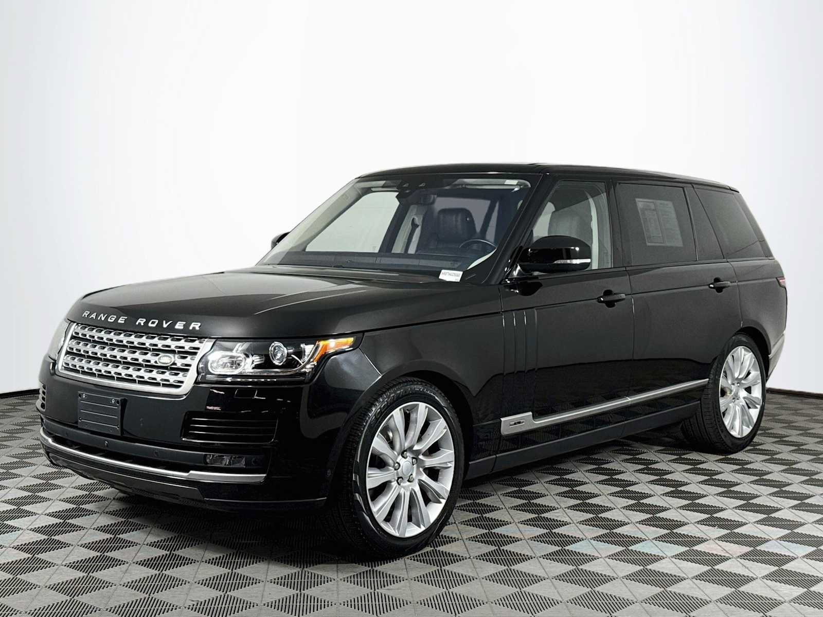 Used 2017 Land Rover Range Rover Long Wheelbase Supercharged AWD/4WD image 1