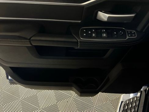 Used 2024 RAM 2500 Big Horn w/ Bed Utility Group image 22