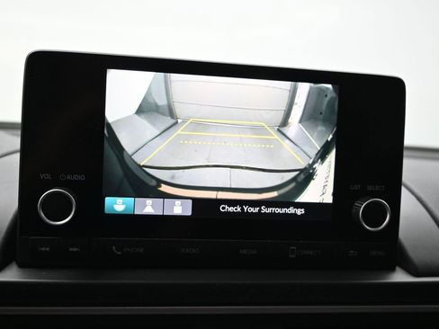 Used 2023 Honda Pilot LX image 19
