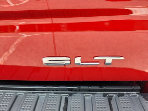 Certified 2023 GMC Sierra 1500 SLT w/ SLT Premium Package AWD/4WD image 6