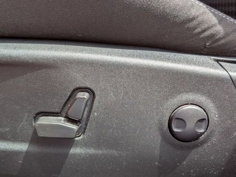 Used 2022 Dodge Charger R/T w/ Blacktop Package image 26