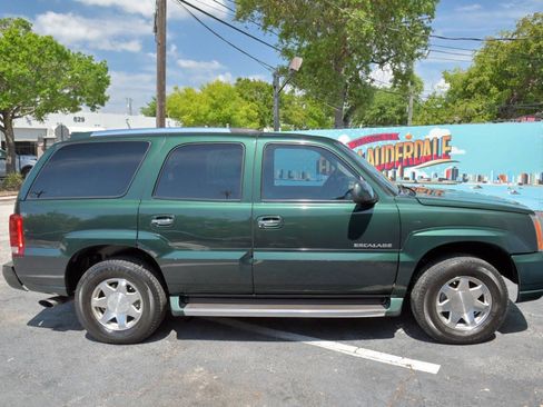 Used 2002 Cadillac Escalade AWD image 31