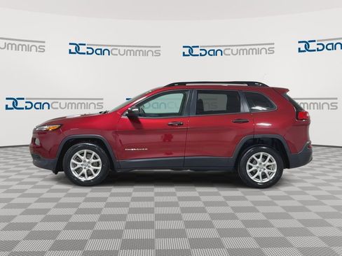 Used 2015 Jeep Cherokee Sport w/ Sport Appearance Group FWD image 5