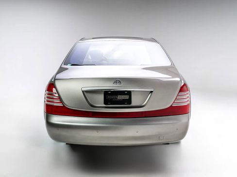 Used 2005 Maybach 57 RWD image 5