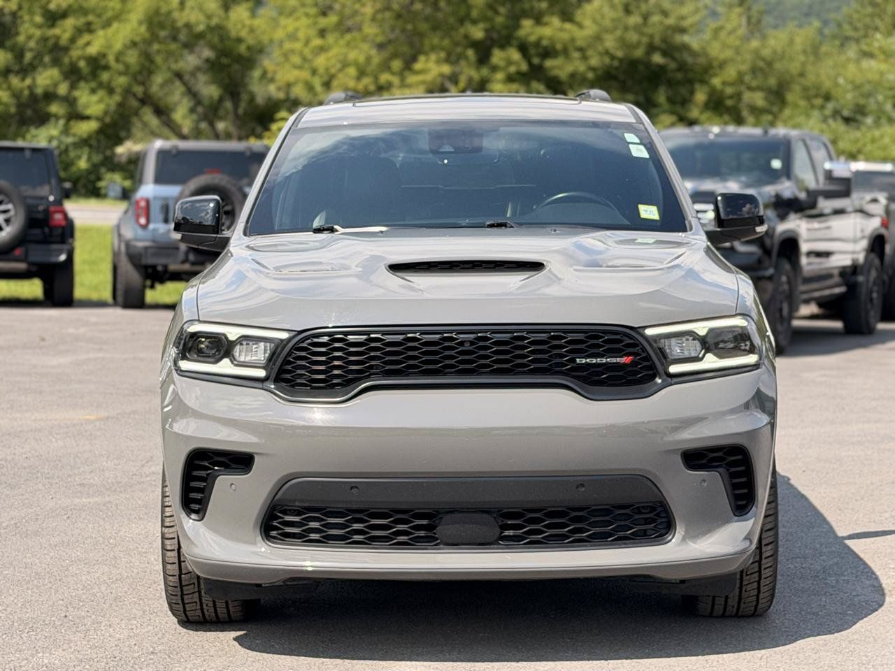 Used 2025 Dodge Durango R/T AWD/4WD image 2