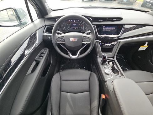 New 2025 Cadillac XT6 Premium Luxury w/ Technology Package image 13