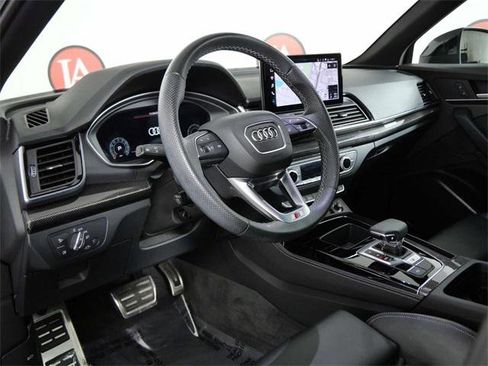 Used 2022 Audi SQ5 Premium Plus image 16
