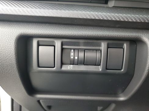 New 2025 Subaru Crosstrek 2.5i Limited image 27