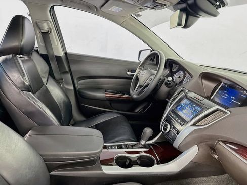 Used 2016 Acura TLX w/ Technology Package FWD image 33