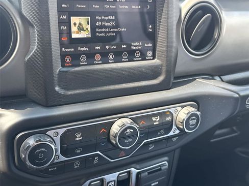 Used 2020 Jeep Wrangler Unlimited Sport S AWD/4WD image 18