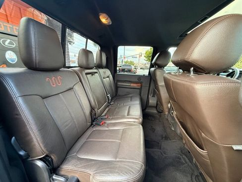 Used 2016 Ford F250 King Ranch w/ FX4 Off-Road Package AWD/4WD image 16