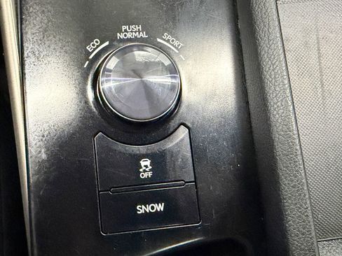 Used 2014 Lexus IS 250 w/ F-Sport Package RWD image 31