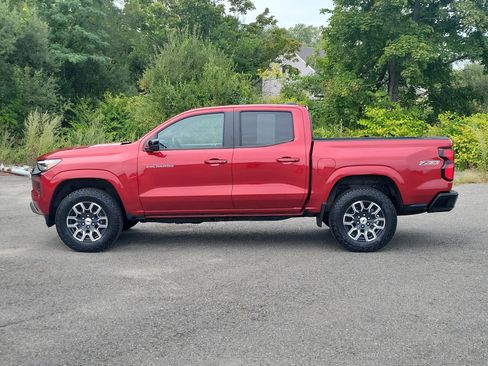 Used 2023 Chevrolet Colorado Z71 w/ Z71 Convenience Package 2 AWD/4WD image 8
