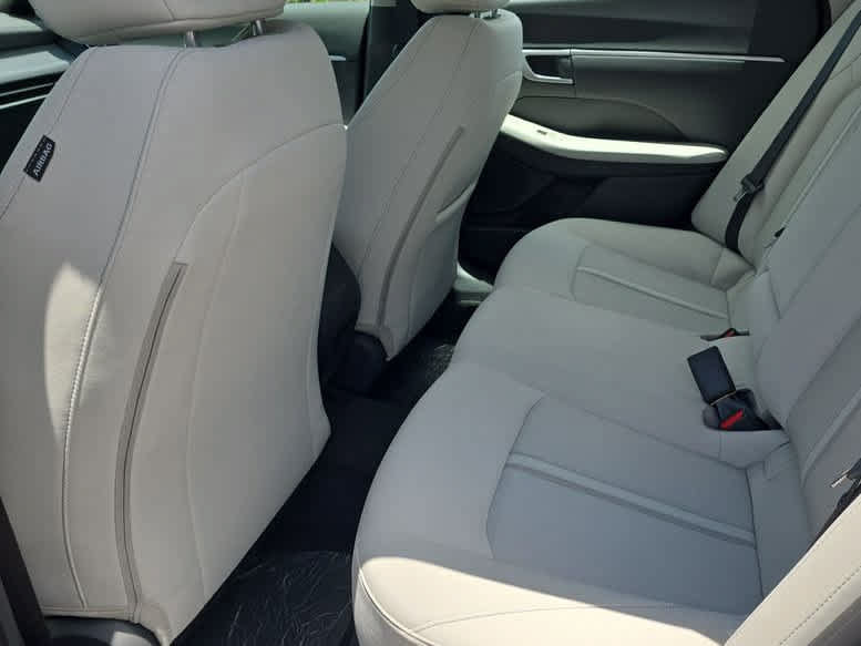 New 2026 Hyundai Sonata SEL FWD image 21