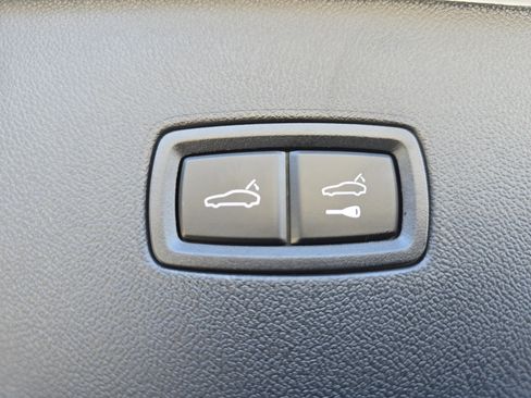 New 2026 Porsche Cayenne GTS image 16