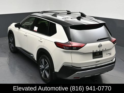 Used 2023 Nissan Rogue Platinum w/ Platinum Premium Package AWD/4WD image 26