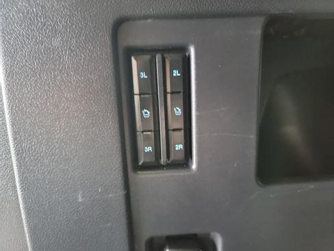 Used 2023 Ford Expedition Limited AWD/4WD image 38