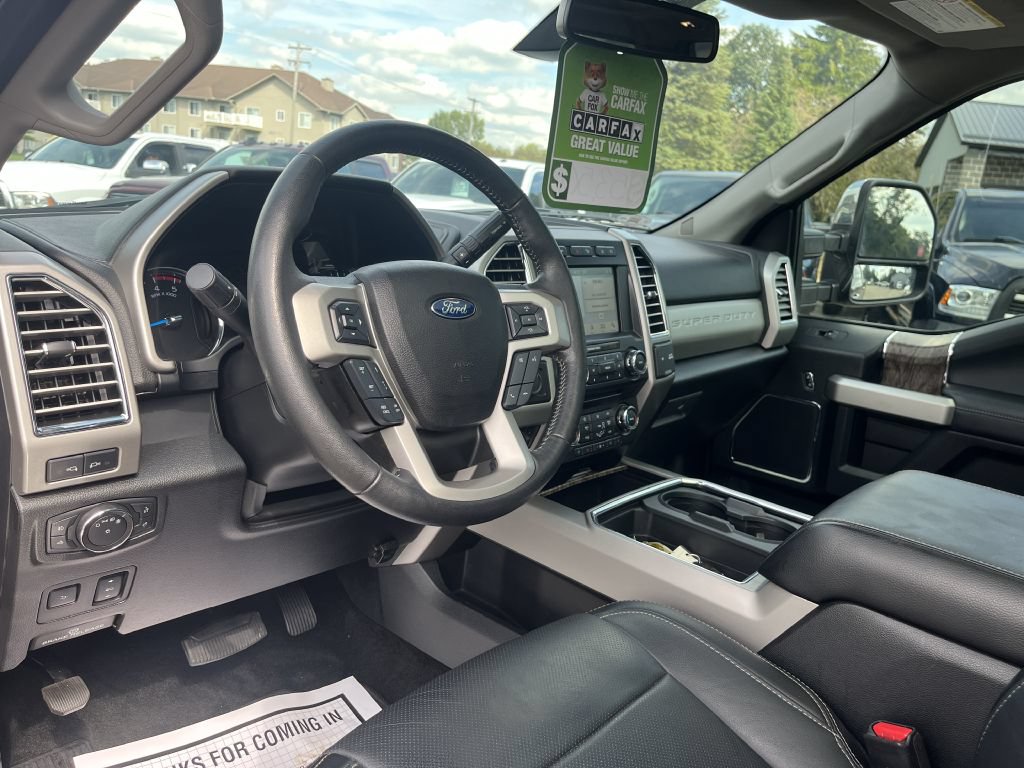 Used 2017 Ford F250 Lariat w/ Lariat Ultimate Package AWD/4WD image 22