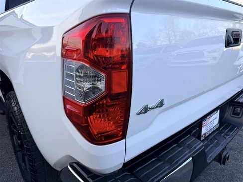 Used 2014 Toyota Tundra Limited image 10