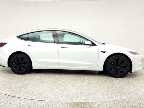 Used 2025 Tesla Model 3 Long Range RWD image 4